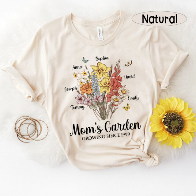 Personalized Mom’s Garden Shirt – Custom Birth Month Flower Tee for Grandma, Mother’s Day Gift