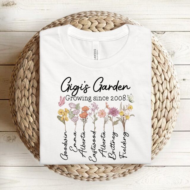 Personalized Grandma’s Garden Shirt – Custom Birth Month Flower Shirt for Grandma