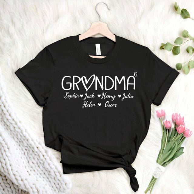 Custom Mom Shirt – Personalized Mom of Boys & Girls Outfit with Kid Names