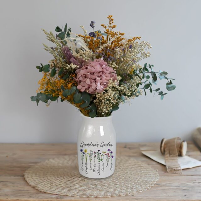 Custom Grandma’s Garden Flower Vase – Personalized Birth Month Flowers, Mother’s Day Gift