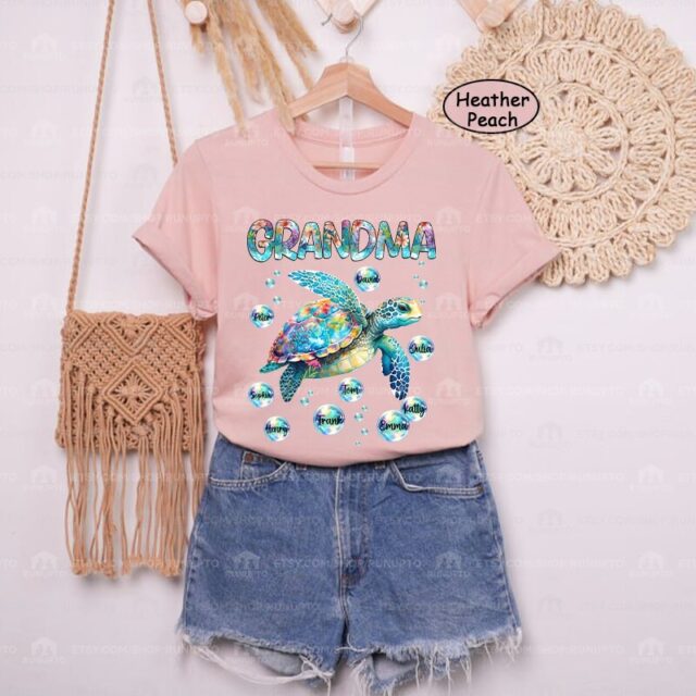 Personalized Grandma Turtle Shirt – Custom Gift with Kids’ Names for Mother’s Day