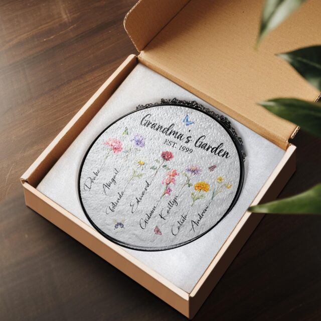 Personalized Birth Month Flowers Suncatcher – Custom Grandma’s Garden Gift