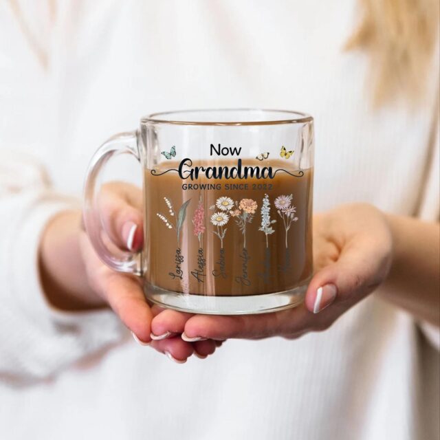 Personalized Grandma’s Garden Glass Mug – Custom Birth Month Flower Gift