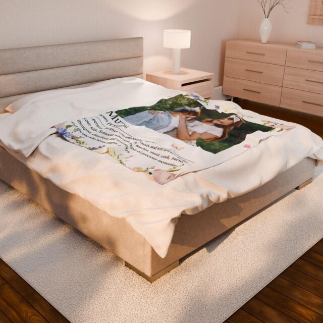 Personalized Photo Mom Blanket – Custom Mother’s Day & Birthday Gift from Daughter