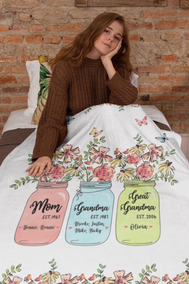 Mom, Grandma & Great Grandma Blanket – Personalized Mother’s Day Gift