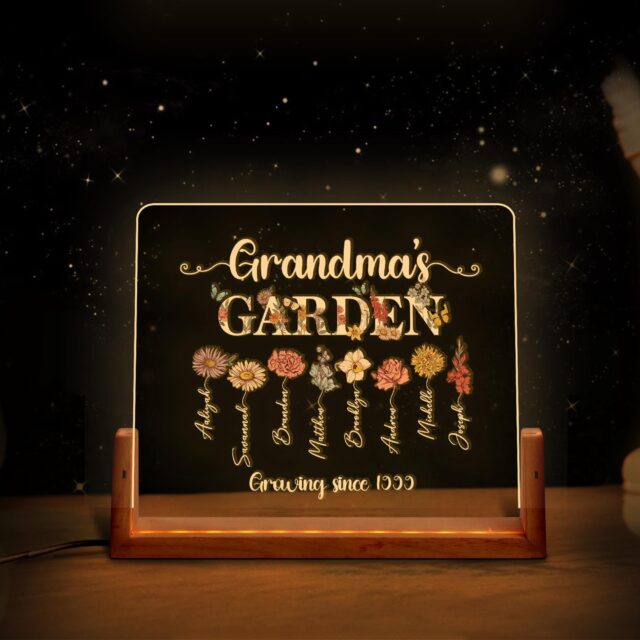 Custom Grandma’s Garden Night Light – Personalized Birth Month Flower Gift