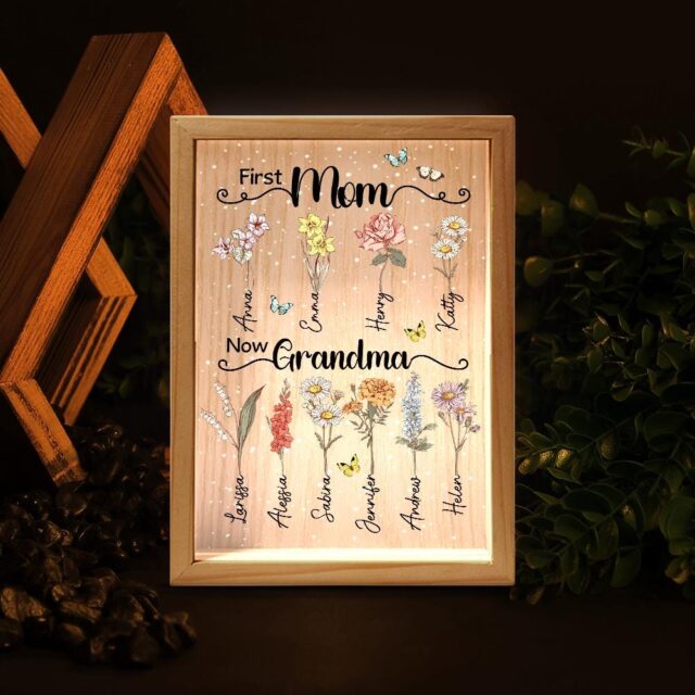 Custom First Mom Now Grandma Night Light – Personalized Mother’s Day Gift