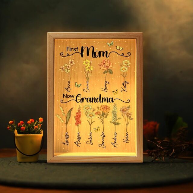 Custom First Mom Now Grandma Night Light – Personalized Mother’s Day Gift