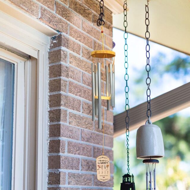Personalized Grandma’s Garden Wind Chimes – Custom Birth Month Flowers Mother’s Day Gift