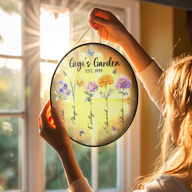 Personalized Birth Month Flowers Suncatcher – Custom Grandma’s Garden Gift