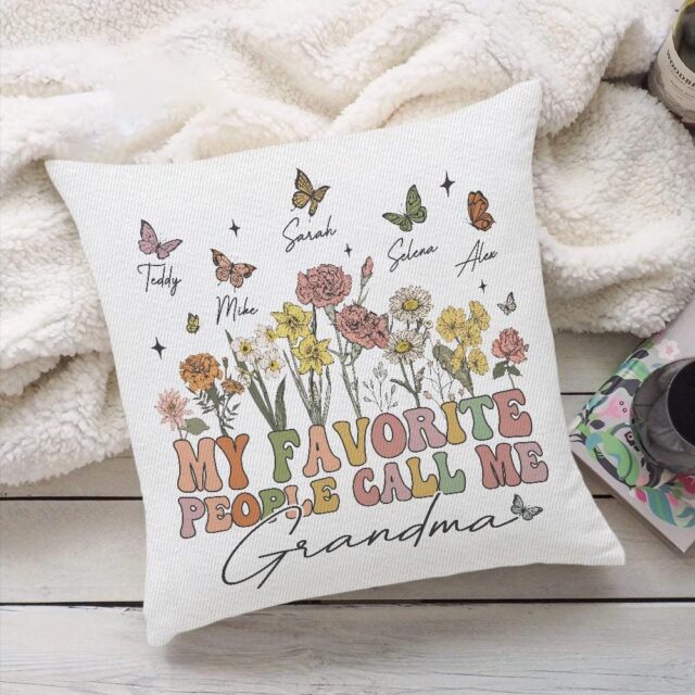 Personalized Grandma Pillow – My Favorite People Call Me Grandma