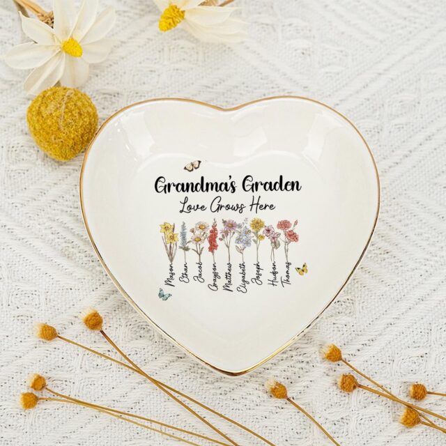 Personalized Grandma’s Garden Jewelry Dish – Custom Birth Month Flower Gift