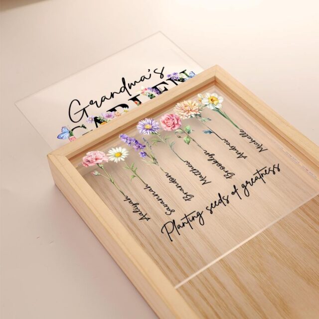 Grandma’s Garden Night Light – Personalized Birth Month Flower Gift for Mom