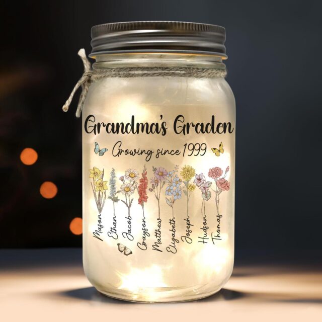 Personalized Grandma’s Garden Night Light – Birth Month Flowers Gift for Grandma & Mom