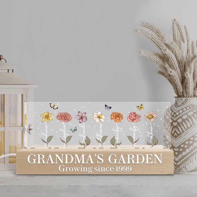 Mother’s Day Gift – Grandma’s Garden Birth Month Flower Personalized LED Night Light