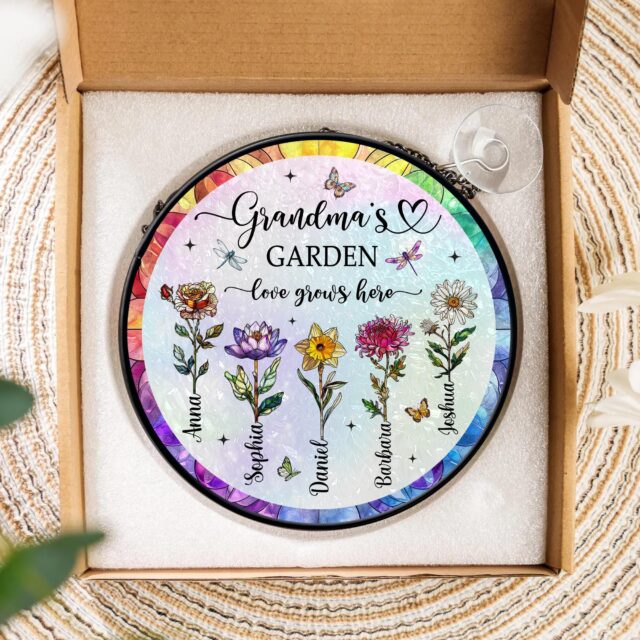 Custom Birth Month Flowers Suncatcher – Personalized Grandma’s Garden Gift