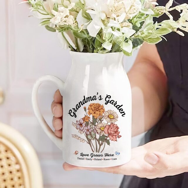 Personalized Grandma’s Garden Vase – Custom Birth Month Flowers