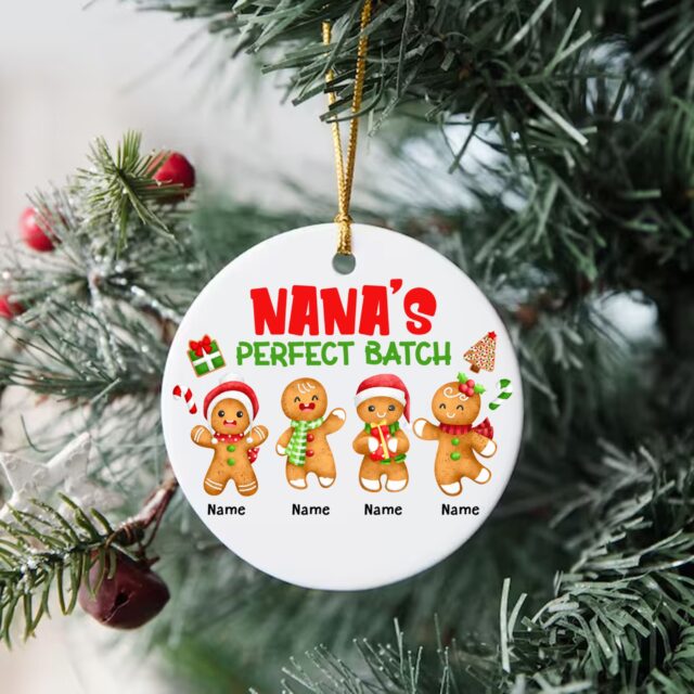 Personalized Gingerbread Family Ornament – Grandma’s Perfect Batch