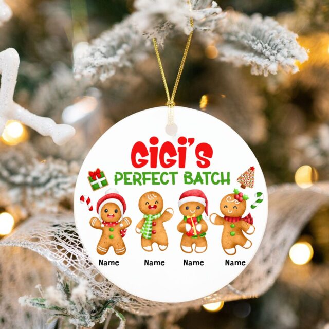 Personalized Gingerbread Family Ornament – Grandma’s Perfect Batch