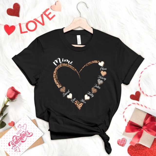 Personalized Leopard Grandma Shirt with Kidnames – Custom Grandma Heart Shirt for Nana, Gigi, Mimi