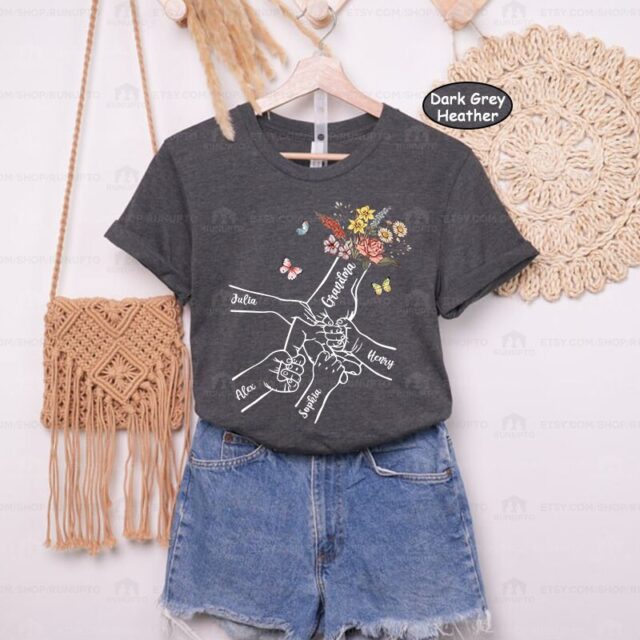 Personalized Grandma Shirt – Holding Kid’s Hands, Floral Mama Shirt for Mother’s Day