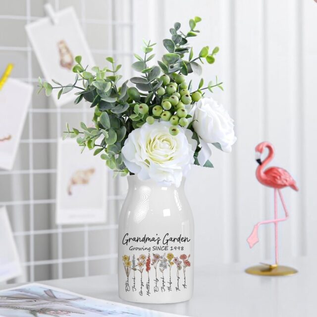 Custom Birth Month Flowers Grandma Vase – Personalized Grandma’s Garden with Grandkids’ Names