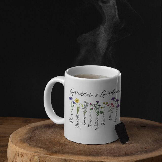 Personalized Birth Month Flower Mug – Grandma’s Garden Gift for Mom