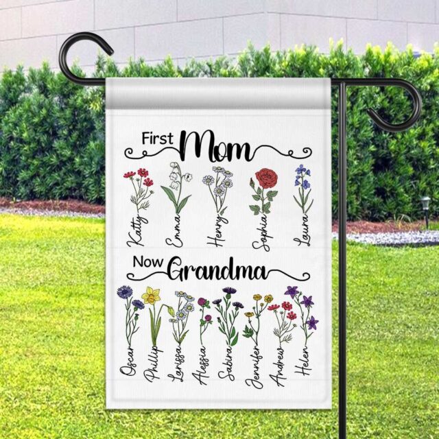 July 4th Garden Flag – Custom Birth Month Flower with Name for Nana
