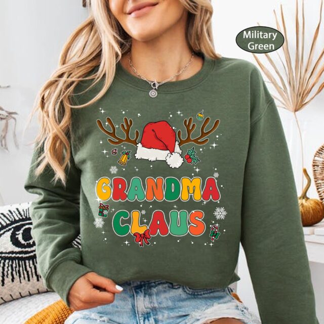 Personalized Grandma Claus Shirt – Custom Christmas Sweatshirt for Nana