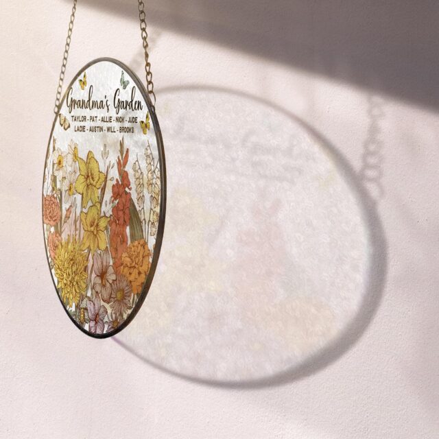 Personalized Birth Flowers Stained Glass Suncatcher – Grandma’s Garden Gift for Mother’s Day