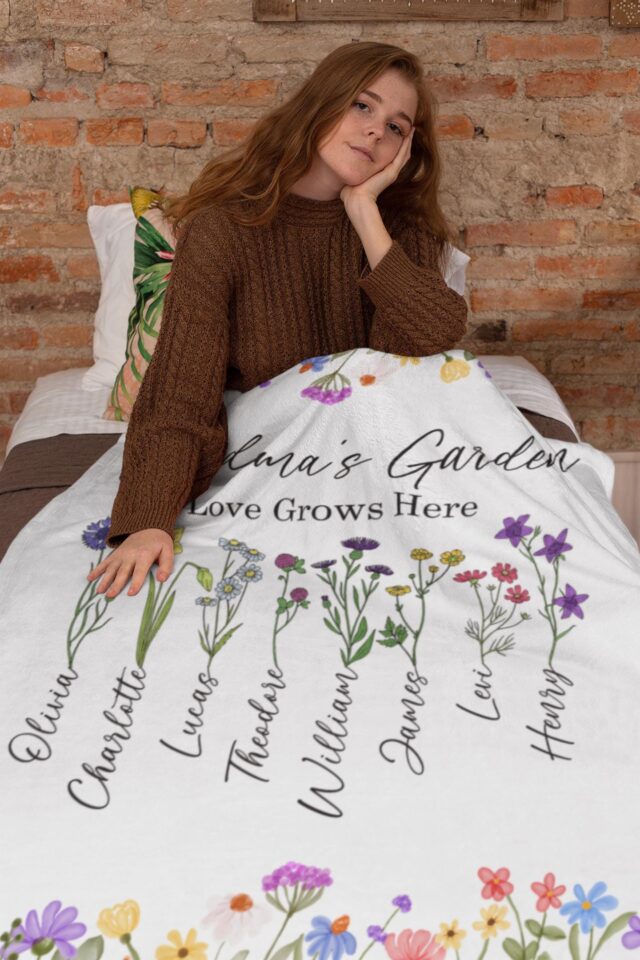 Custom Grandma’s Garden Blanket – Birth Month Flowers for Mimi, Nana, Mother’s Day Gift