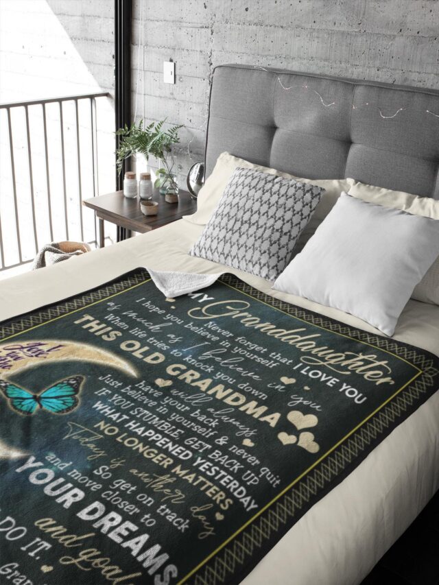 To My Granddaughter Blanket – Birthday & Anniversary Gift from Grandma