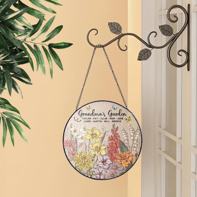 Personalized Birth Flowers Stained Glass Suncatcher – Grandma’s Garden Gift for Mother’s Day