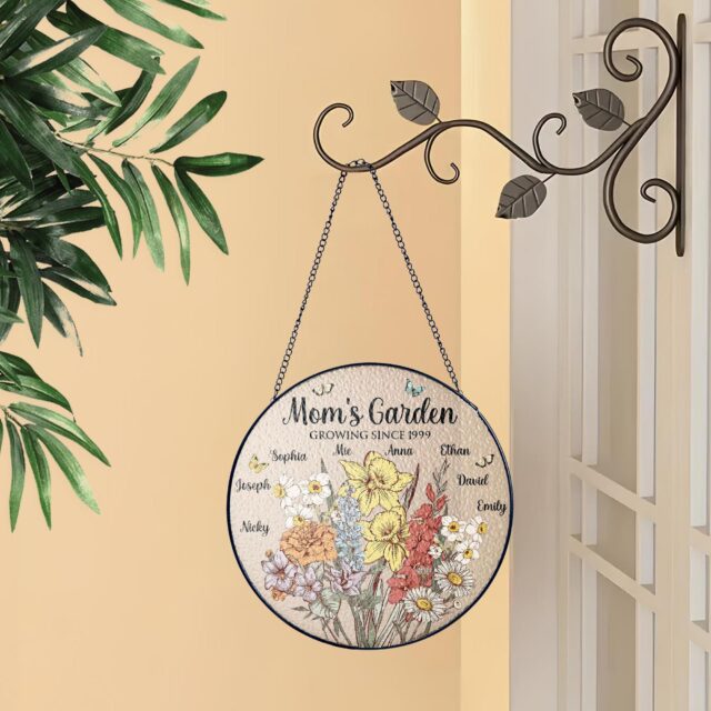 Custom Mom’s Garden Flower Stained Glass Suncatcher – Acrylic Birth Month Flowers with Grandkids’ Names