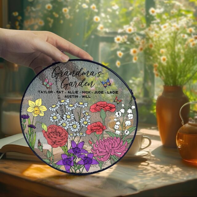 Personalized Birth Month Flowers Stained Glass Suncatcher – Custom Grandma’s Garden Gift with Grandkids’ Names