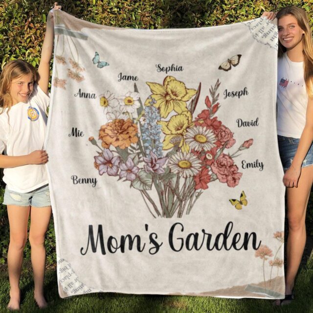 Personalized Mom’s Garden Blanket – Custom Birth Month Flower Blanket for Grandma