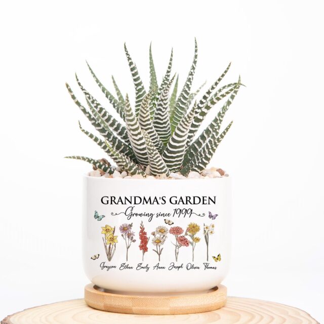 Custom Birth Month Flowers Grandma Plant Pot – Personalized Grandma’s Garden Gift