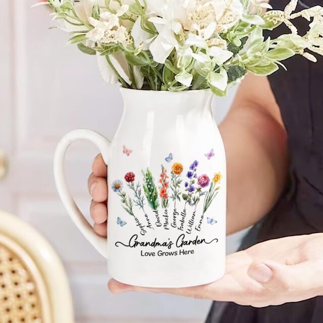 Grandma’s Garden Vase – Custom Birth Month Flowers & Grandkids’ Names for Mother’s Day