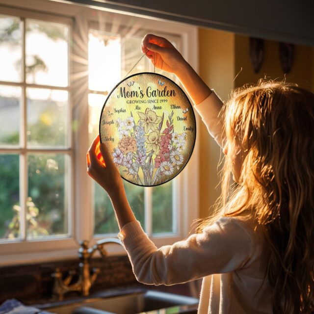 Custom Mom’s Garden Flower Stained Glass Suncatcher – Acrylic Birth Month Flowers with Grandkids’ Names